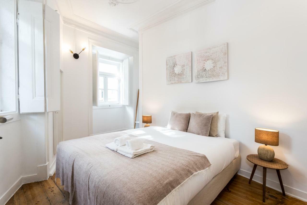 Alfama Tale Four-Bedroom Apartment W/ River View - By Lu Holidays Lisbona Esterno foto