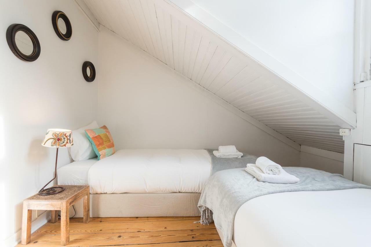 Alfama Tale Four-Bedroom Apartment W/ River View - By Lu Holidays Lisbona Esterno foto